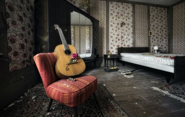 Обои картинки фото музыка, -музыкальные инструменты, роза, кресло, гитара
