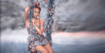 Картинка девушки -+брюнетки +шатенки качели шатенка короткое платье marina