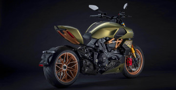 Картинка 2021+ducati+diavel+1260+lamborghini мотоциклы ducati 2021 diavel 1260 lamborghini вид сзади