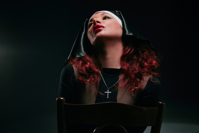 Обои картинки фото девушка - girl, девушки, - рыжеволосые и разноцветные, девушка, разноцветная, сексуальная, милая, модель, красивая, супер, сладкая, лапочка, симпатичная, классная, нежная, идеальная, няша, яркая, игривая, великолепная, обаятельная, жгучая, спокойная, удивительная