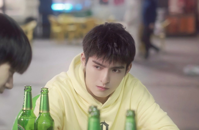 Обои картинки фото кино фильмы, to ship someone, весь, мир, ждёт, когда, вы, расстанетесь, зашиппери, её, ван, хао, сюань