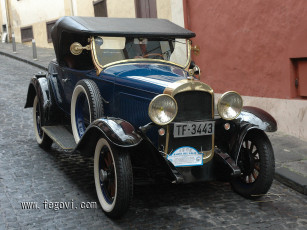 Картинка автомобили классика