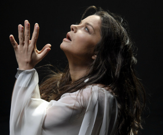 Обои картинки фото наташа, королева, музыка, певица, россия, поп-музыка, телеведущая, актриса