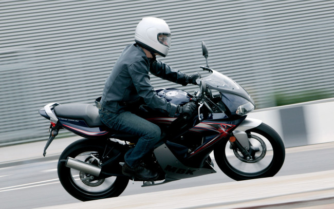 Обои картинки фото мотоциклы, mbk