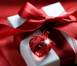 Картинка праздничные день+святого+валентина +сердечки +любовь подарок блики алый бант сердечко