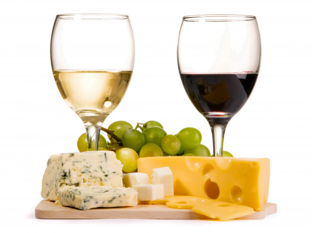 Обои картинки фото еда, разное, вино, бокалы, сыры