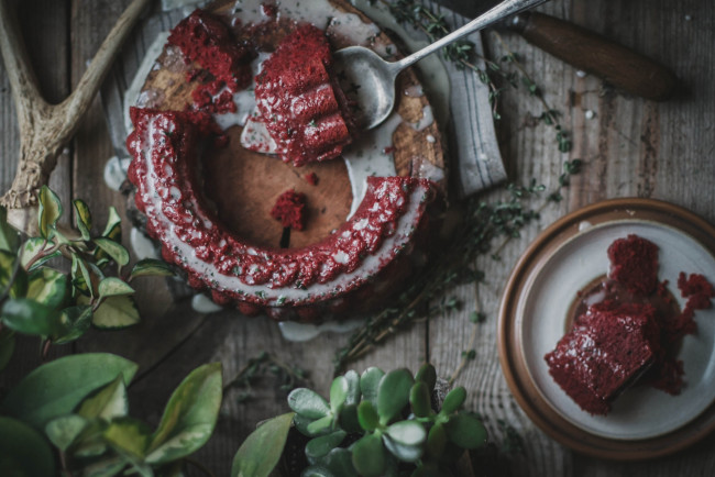 Обои картинки фото еда, пироги, пирог, зелень