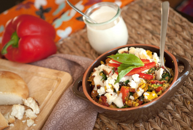 Обои картинки фото еда, салаты,  закуски, овощи, брынза