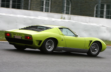Картинка lamborghini+miura+svj+spider+1981 автомобили lamborghini miura 1981 spider svj