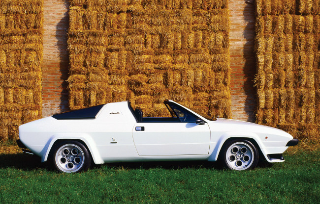 Обои картинки фото lamborghini silhouette p300 1976, автомобили, lamborghini, 1976, p300, silhouette