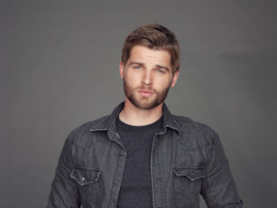 Картинка мужчины mike+vogel mike vogel