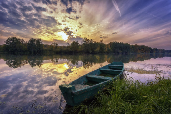 Обои картинки фото корабли, лодки,  шлюпки, река, лодка