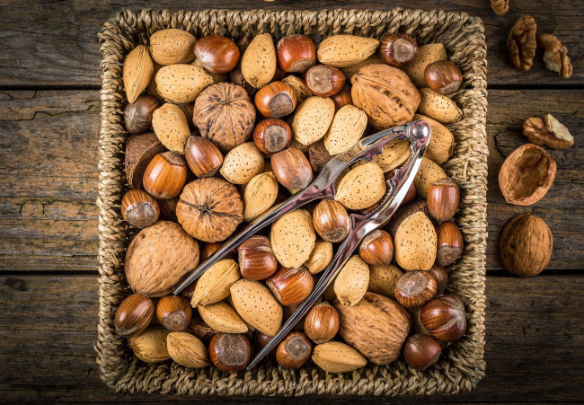 Обои картинки фото еда, орехи,  каштаны,  какао-бобы