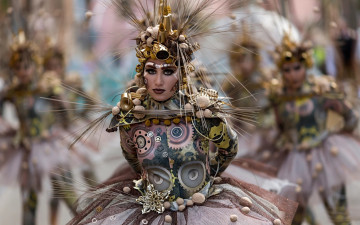 Картинка разное маски +карнавальные+костюмы карнавал карнавальные костюмы