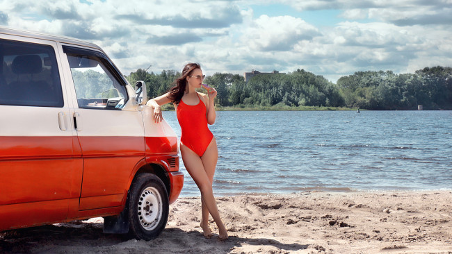 Обои картинки фото автомобили, -авто с девушками, volkswagen, transporter