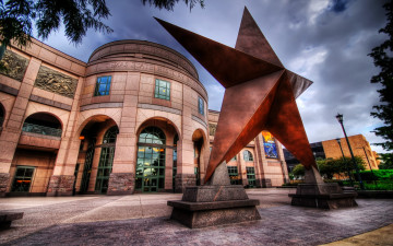 Картинка города памятники скульптуры арт объекты