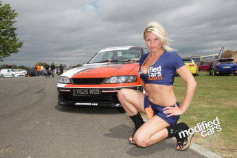 Картинка автомобили авто девушками high