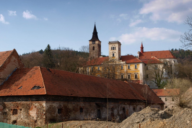 Обои картинки фото замок, монастырь, s&, 225, zavsk&, 253, города, католические, соборы, костелы, аббатства, Чехия
