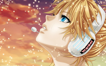 Картинка аниме vocaloid len наушники слеза лицо микрофон kagamine