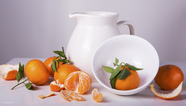Обои картинки фото еда, цитрусы, мандарины, кувшин