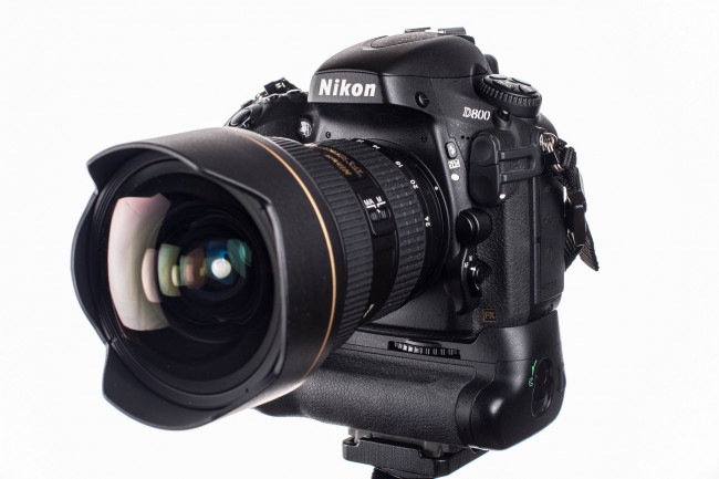 Обои картинки фото бренды, nikon, фотокамера