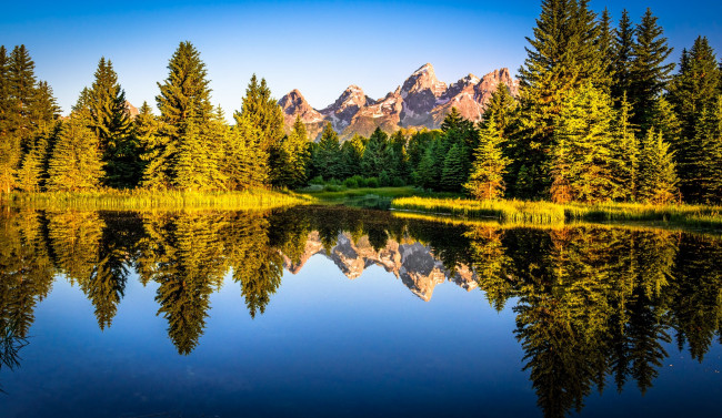 Обои картинки фото природа, реки, озера, река, лес, горы