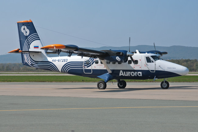 Обои картинки фото самолёт, авиация, пассажирские самолёты, аэродром