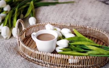 Картинка еда кофе +кофейные+зёрна тюльпаны