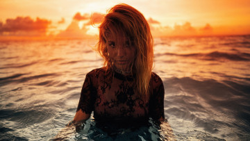 Картинка девушки -+рыжеволосые+и+разноцветные luiza toma