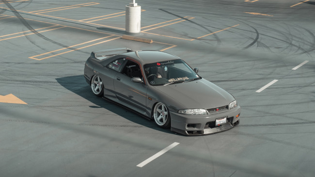 Обои картинки фото автомобили, nissan, datsun, skyline, r33