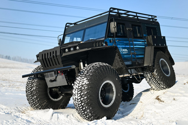 Обои картинки фото север 3310 егерь, техника, вездеходы, ceвeр, 3310, eгерь, снeг, плавающий, вездеход, снегоболотоход, шины, низкого, давления