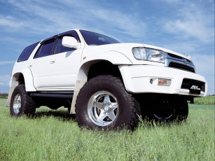 Картинка автомобили toyota