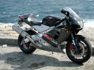 Картинка мотоциклы aprilia