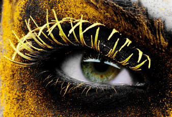 Картинка разное глаза макияж ресницы образ