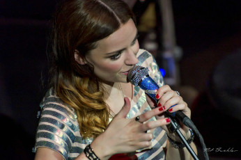 Картинка amy macdonald музыка музыкант гитара рок софт-рок шотландия инди-поп фолк