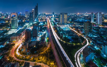Картинка города бангкок таиланд мегаполис небоскрёбы здания панорама молния гроза