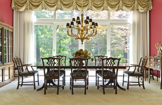 Обои картинки фото интерьер, столовая, люстра, стулья, стол