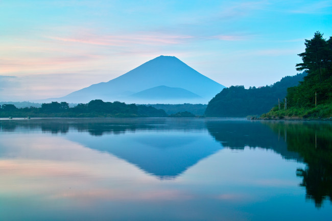 Обои картинки фото природа, реки, озера, гора, дымка, вода