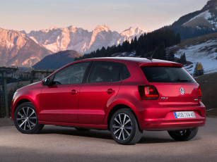 Картинка автомобили volkswagen typ 6r 2014 красный 5-door bluemotion tsi polo