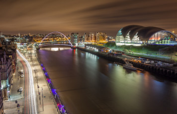 Картинка gateshead+millennium+bridge города -+огни+ночного+города огни здания набережная великобритания мост река ночь