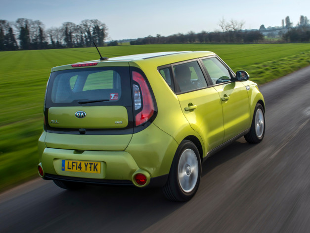 Обои картинки фото автомобили, kia, 2014, uk-spec, soul, зеленый