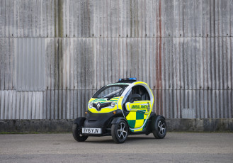 Картинка автомобили скорая+помощь 2015г cargo ambulance ze twizy renault