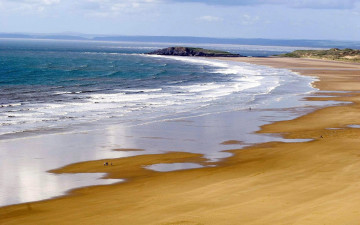 Картинка природа побережье берег море люди прибой