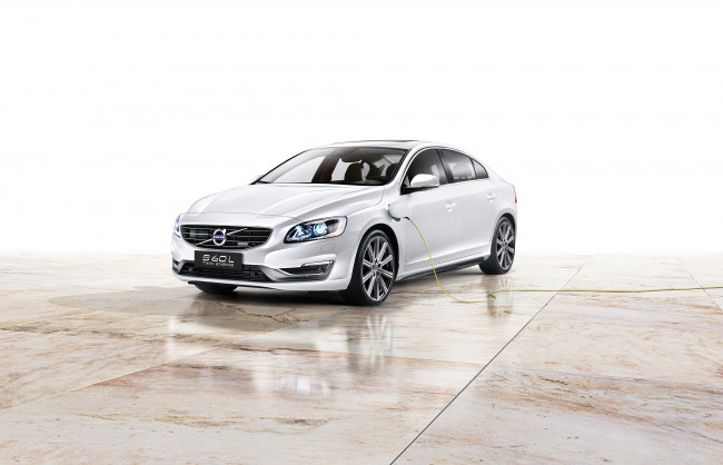 Обои картинки фото автомобили, volvo, 2015г, engine, twin, s60l