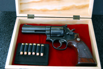 Картинка оружие револьверы ствол