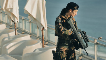 Картинка sentinelle+ +2021+ кино+фильмы sentinelle часовой боевик триллер драма ольга куриленко