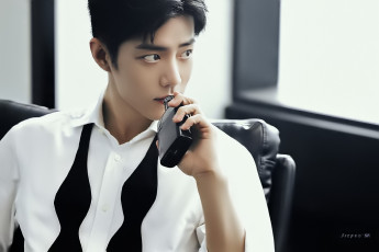 Картинка мужчины xiao+zhan актер лицо рубашка бабочка флакон