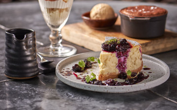 Картинка еда пироги тарелка пирог вишневый