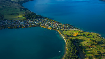 Картинка города квинстаун+ новая+зеландия фотография пейзаж городской вид новая зеландия квинстаун вода поле деревья с воздуха trey ratcliff