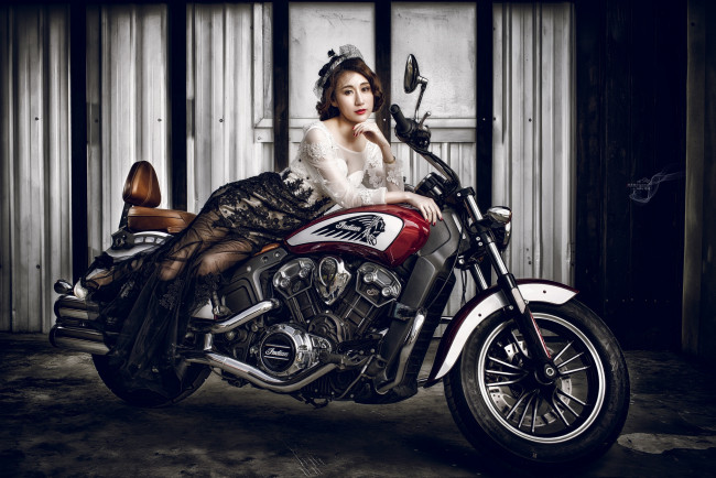 Обои картинки фото мотоциклы, мото с девушкой, девушка